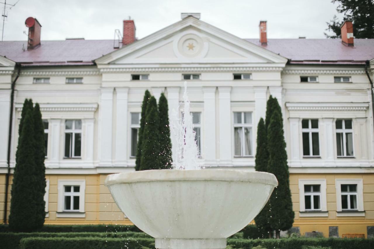 Palac Sasino Odnova Hotel Exterior photo