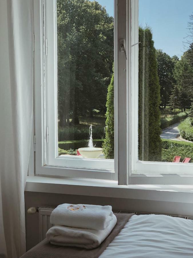Palac Sasino Odnova Hotel Room photo